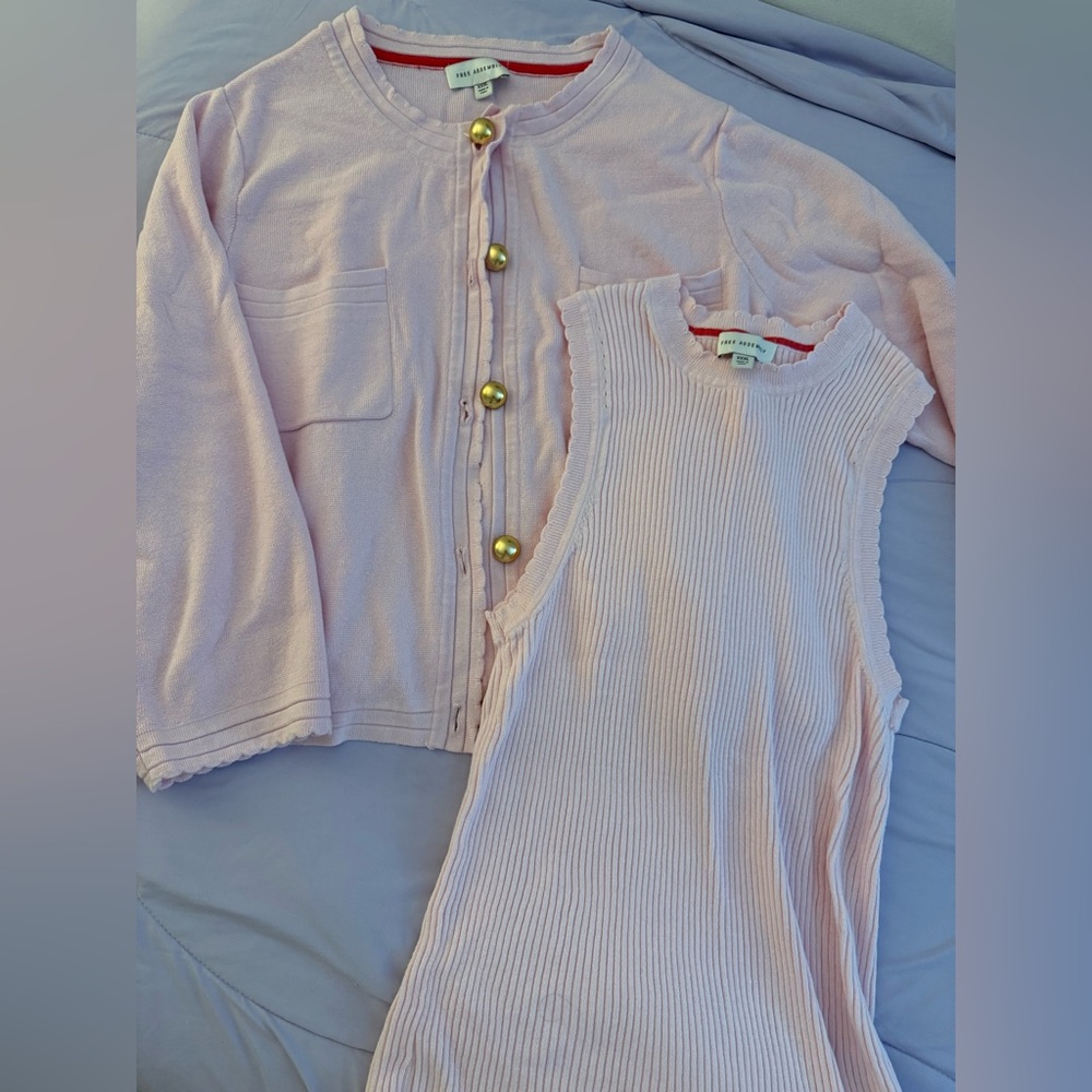 Free Assembly Women's Pink Cardigan and Sleeveless Top Set